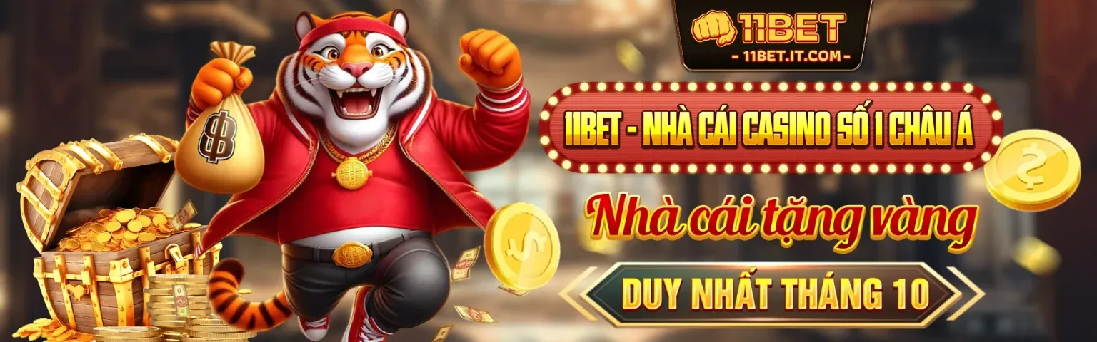 Sân vận động với trận đấu bóng đá sôi động, logo SCV288 Link nổi bật